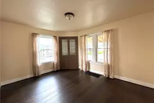 145 S Vine St, Columbiana, OH 44408 - Photo 11