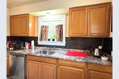 145 S Vine Street, Columbiana, OH 44408 - Photo 11