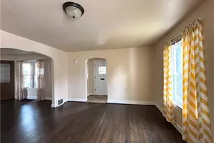 145 S Vine St, Columbiana, OH 44408 - Photo 9