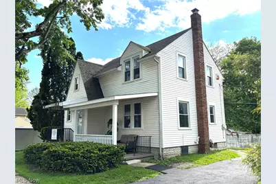 145 S Vine Street, Columbiana, OH 44408 - Photo 1