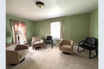 145 S Vine Street, Columbiana, OH 44408 - Photo 17