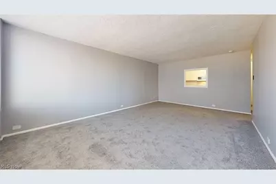 12700 Lake Avenue #804, Oakwood, OH 44107 - Photo 9