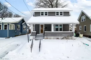 241 24th St NW, Barberton, OH 44203 - Photo 1