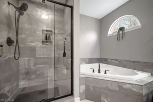 300 Eagleton Ct, Macedonia, OH 44056 - Photo 17