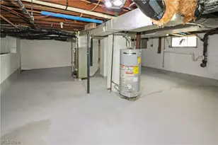 1515 E 3rd St, Port Clinton, OH 43452 - Photo 9