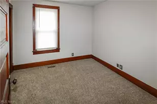 1515 E 3rd St, Port Clinton, OH 43452 - Photo 19