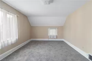 1182 Tampa Ave, Akron, OH 44314 - Photo 23