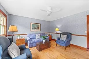 8730 Bainbridge Rd, Chagrin Falls, OH 44023 - Photo 23