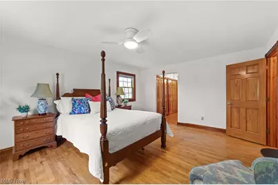 8730 Bainbridge Road, Chagrin Falls, OH 44023 - Photo 31
