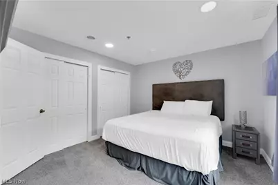 797 E Market Street, Akron, OH 44305 - Photo 13