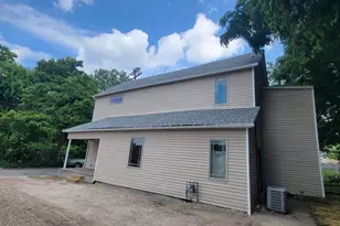 2663 W 28th Pl, Loveland, OH 44113 - Photo 3