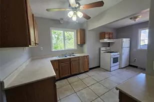 907 14th St NE, Canton, OH 44714 - Photo 5