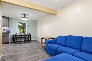915 Old Farm Trail, Medina, OH 44256 - Photo 7