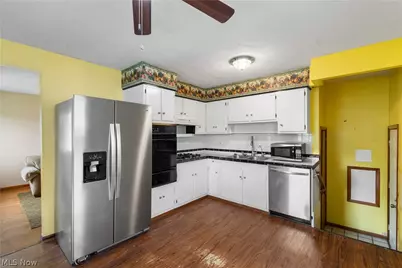 64 Kreiner Avenue, Akron, OH 44312 - Photo 9