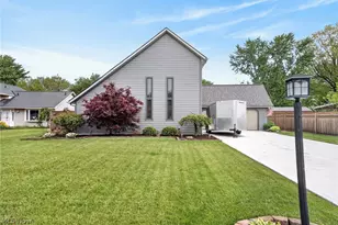 1724 Narragansett Blvd, Lorain, OH 44053 - Photo 37