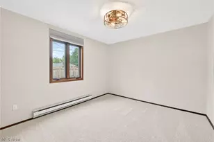1724 Narragansett Blvd, Lorain, OH 44053 - Photo 17