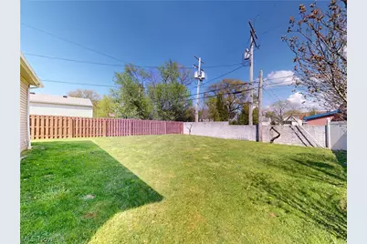 1461 Iroquois Avenue, Mayfield Heights, OH 44124 - Photo 31