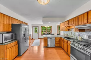 4320 E Sprague Rd, Grandview Heights, OH 44147 - Photo 11