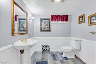 4320 E Sprague Rd, Grandview Heights, OH 44147 - Photo 33