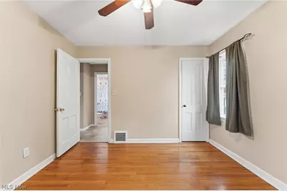 4180 W 57th Street, Loveland, OH 44144 - Photo 15