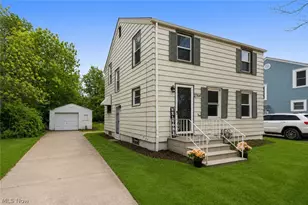 2764 Garfield Blvd, Lorain, OH 44052 - Photo 3
