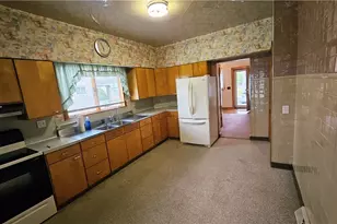 131 Sycamore St, Adena, OH 43901 - Photo 17