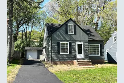 982 Quarry Drive, Cleveland Heights, OH 44121 - Photo 1