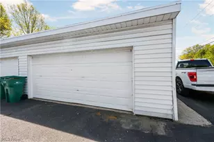 3970 Royal Liverpool Dr, Uniontown, OH 44685 - Photo 27