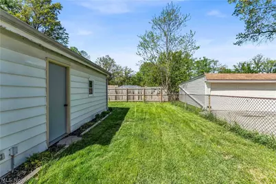 1248 E 359th Street, Eastlake, OH 44095 - Photo 33