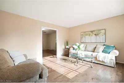 35671 Chesterfield Drive, North Ridgeville, OH 44039 - Photo 3
