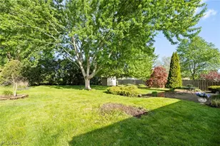 35671 Chesterfield Dr, North Ridgeville, OH 44039 - Photo 37