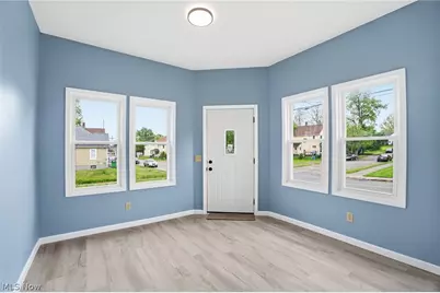 766 E Summit, Alliance, OH 44601 - Photo 3