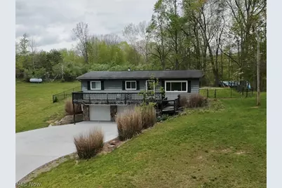 2065 W Buckhorn Drive, Millersburg, OH 44654 - Photo 1