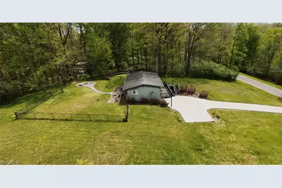 2065 W Buckhorn Drive, Millersburg, OH 44654 - Photo 7
