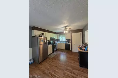 2065 W Buckhorn Drive, Millersburg, OH 44654 - Photo 15