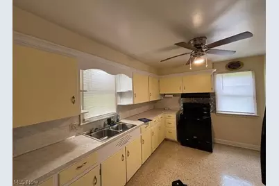 8751 W Fair Street, Mineral City, OH 44656 - Photo 9
