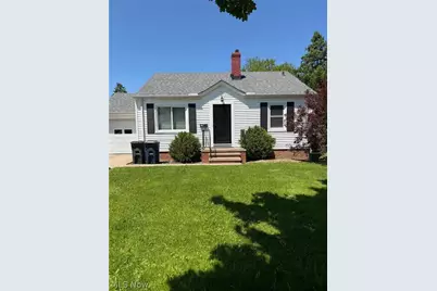 5141 Bridgewater Road, Lyndhurst, OH 44124 - Photo 1
