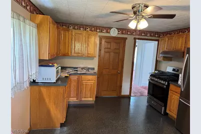 1126 Jennings Avenue, East Liverpool, OH 43920 - Photo 7