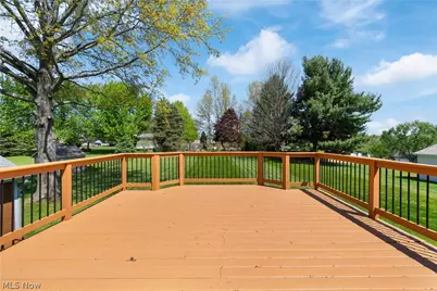 11074 Sagebrush Avenue NE, Uniontown, OH 44685 - Photo 9