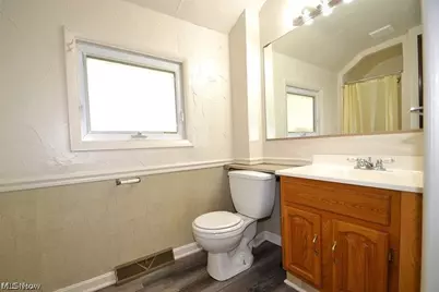 450 Allyn Street, Akron, OH 44304 - Photo 7