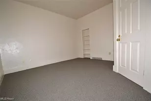 450 Allyn St, Akron, OH 44304 - Photo 5