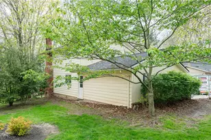 33170 Ledge Hill Dr, Solon, OH 44139 - Photo 29