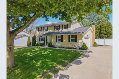 5406 Limerick Avenue NW, North Canton, OH 44720 - Photo 1