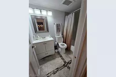 408 W Saint Clair Avenue #311, Loveland, OH 44113 - Photo 5