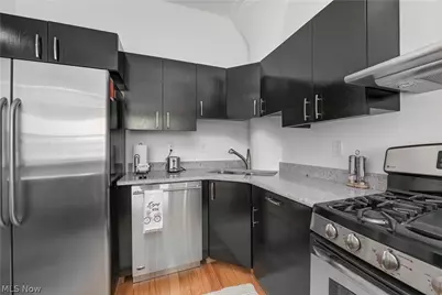 2077 E 4th Street #4E, Loveland, OH 44115 - Photo 7