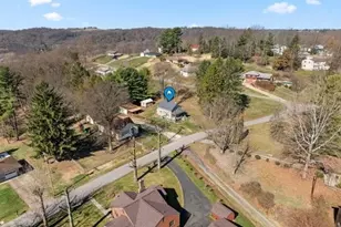 35 Lyle Rd, Wheeling, WV 26003 - Photo 27