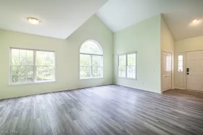 14480 Quail Ridge Drive #76, North Royalton, OH 44133 - Photo 9