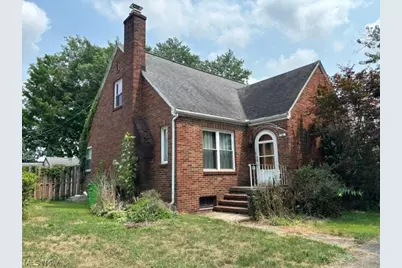 14 11th Street SW, Massillon, OH 44647 - Photo 1