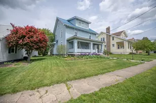 77 4th St NE, Carrollton, OH 44615 - Photo 3