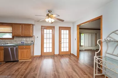 595 Montgomery Drive, Brunswick, OH 44212 - Photo 9